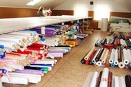 Пленка ПВХ для натяжных потолков поставляется в рулонах. Ширина рулонов от 1300 мм до 5000мм Пленка ПВХ для натяжных потолков Декоративные натяжные потолки
