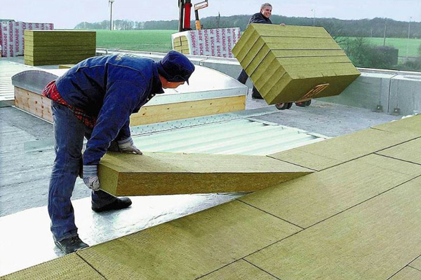 Теплоізоляційні матеріали для утеплнння дахів з гідроізоляцією мембраною ПВХ